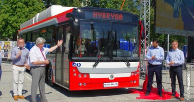 autobusy hybrydowe