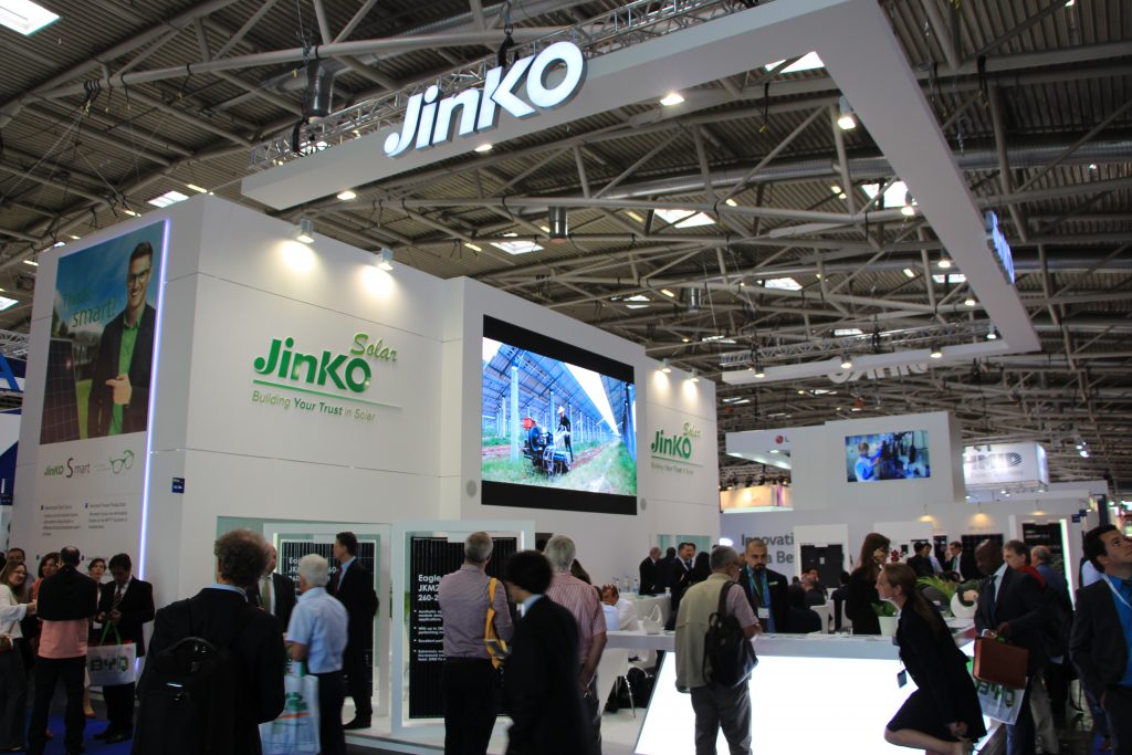 Stoisko Jinko Solar