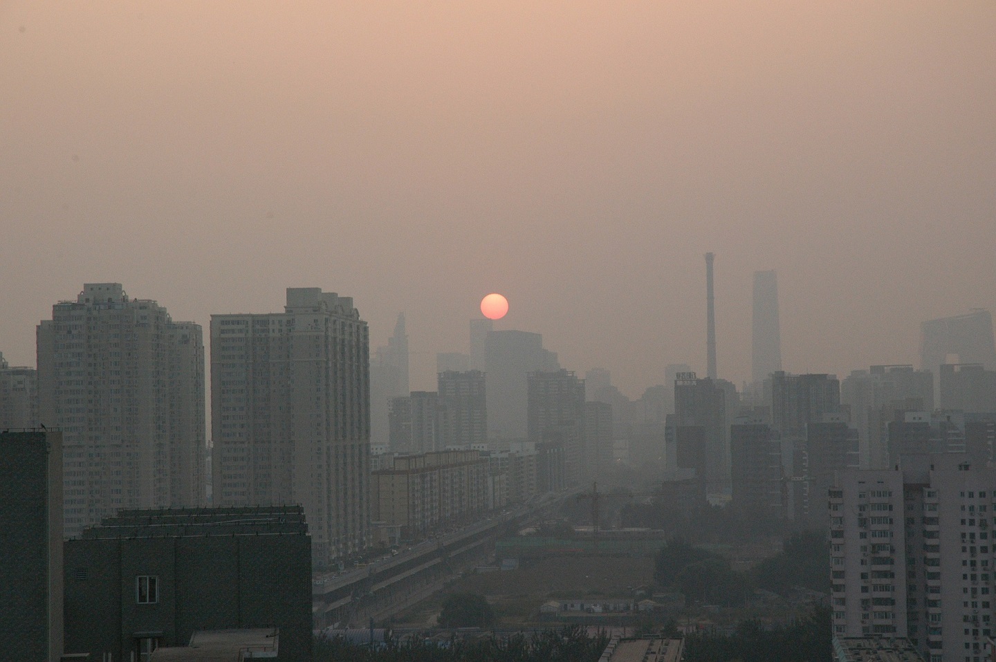 Chiny Pekin niska emisja smog