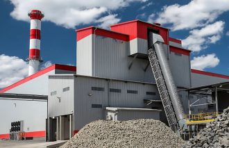 Holcim Polska wzmacnia swoją pozycję w branży izolacyjnej, poszerzając ofertę o innowacyjne rozwiązania wspierające energooszczędne i bezpieczne budownictwo. Pomoże w tym właśnie przejęty nowoczesny zakład produkcji wełny skalnej.