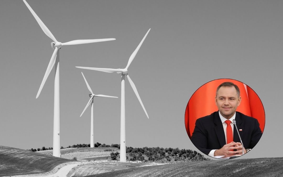 Prezydent zawetował ustawę wiatrakową. Repowering, czyli modernizacja turbin, ma jednak wejść w życie rozporządzeniami. Rząd zapowiada rozwój OZE i podwojenie mocy wiatrowej w ciągu pięciu lat.
