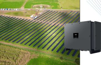 Zainstalowane moduły słoneczne są zaprojektowane tak, aby zapewnić roślinom wystarczającą ilość światła słonecznego, jednocześnie dostarczając energię elektryczną do sieci. Ta forma fotowoltaiki przyczynia się do redukcji emisji CO₂ i zwiększa niezależność energetyczną regionu.